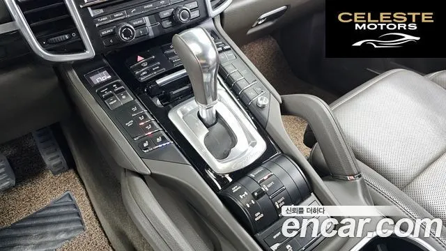 PORSCHE Cayenne 3.0 2016 — photo 9 sur 20
