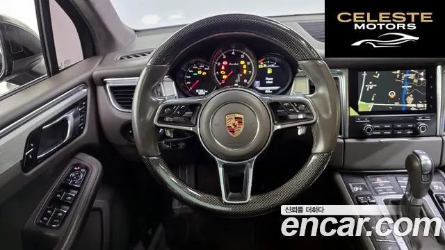 PORSCHE Macan 3.6 Turbo 2017 — photo 19 sur 40