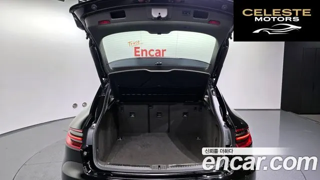 PORSCHE Macan 3.6 Turbo 2017 — photo 26 sur 40