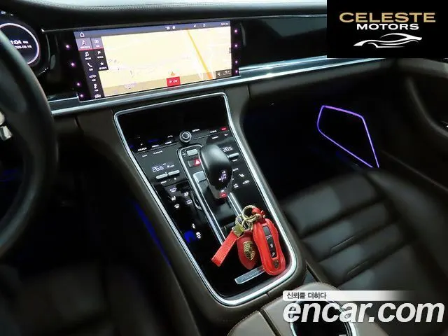 PORSCHE Panamera (971) 2.9 4S 2018 — photo 12 sur 26