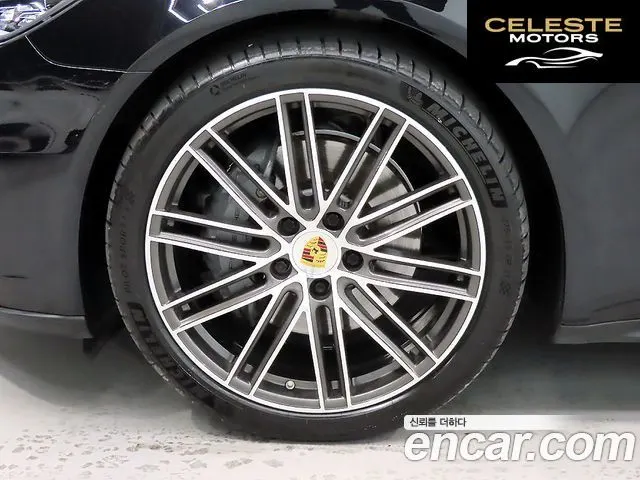 PORSCHE Panamera (971) 2.9 4S 2018 — photo 20 sur 26