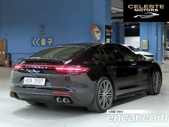 PORSCHE Panamera (971) 2.9 4S 2018 — photo 4 sur 26