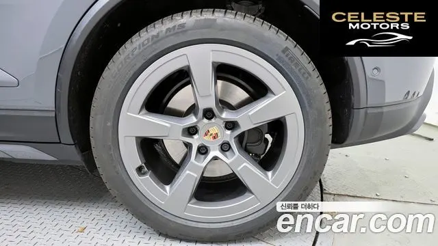 PORSCHE Macan EV 4 2025 — photo 7 sur 33