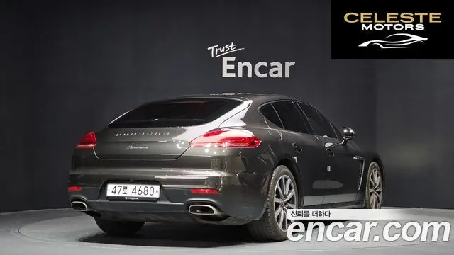 PORSCHE Panamera 3.0 2015 — photo 2 sur 20