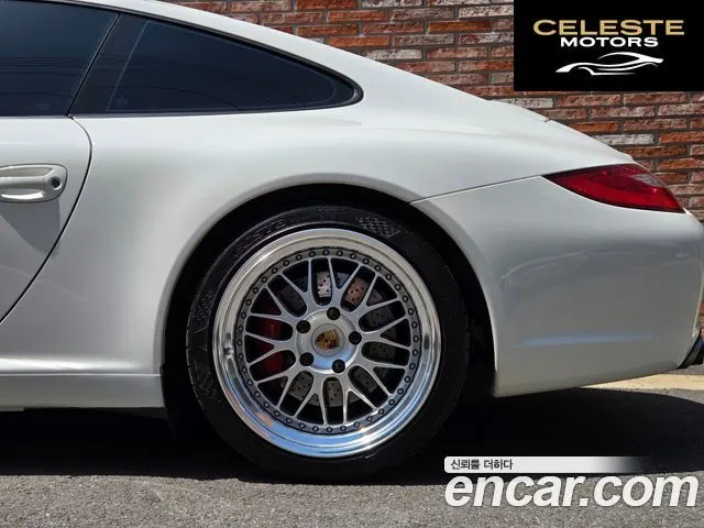 PORSCHE 911 Carrera S 2009 — photo 19 sur 26