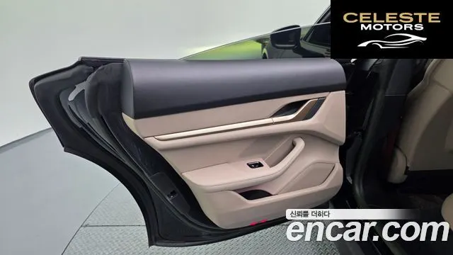 PORSCHE Taycan 2022 — photo 15 sur 39