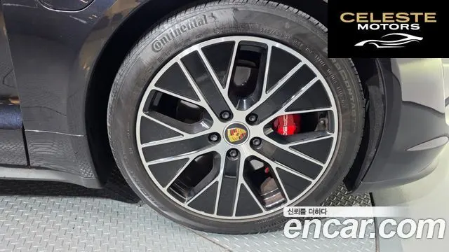 PORSCHE Taycan 2022 — photo 5 sur 39