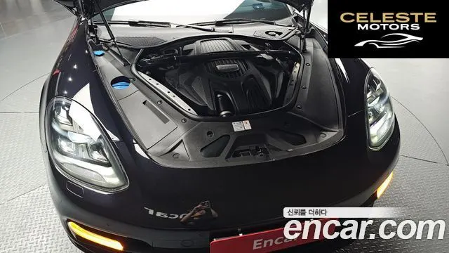 PORSCHE Panamera (971) 3.0 AWD 2018 — photo 6 sur 33
