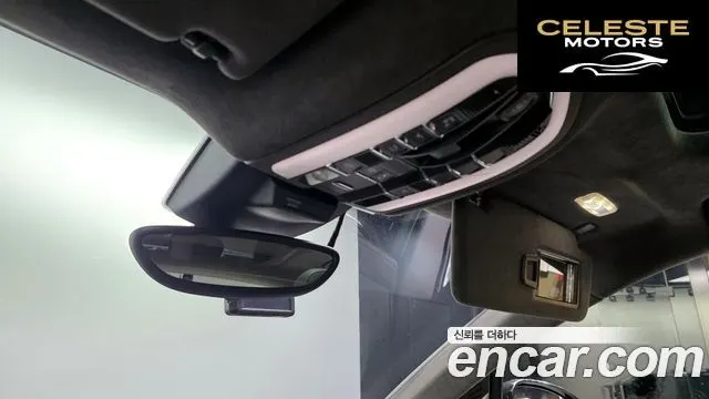 PORSCHE Macan 3.6 Turbo 2017 — photo 27 sur 40