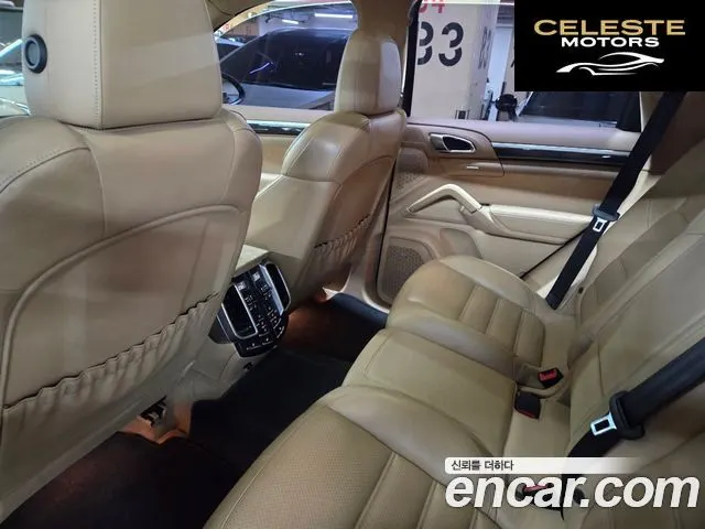 PORSCHE Cayenne 4.8 GTS 2013 — photo 10 sur 10