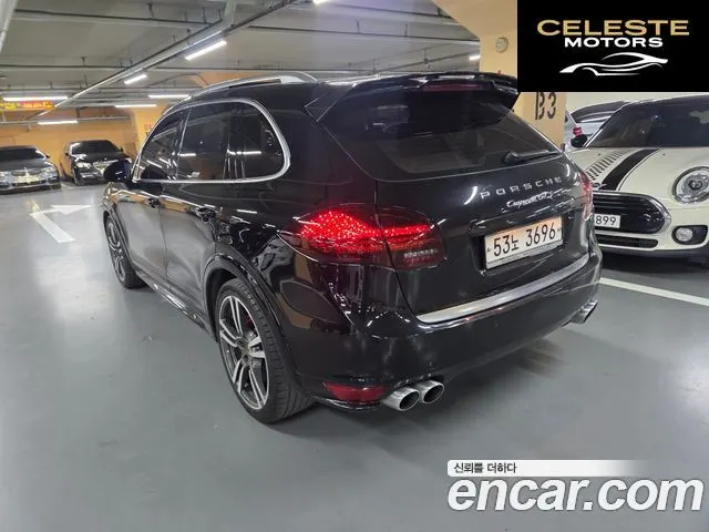 PORSCHE Cayenne 4.8 GTS 2013 — photo 3 sur 10