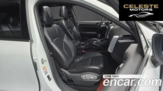 PORSCHE Cayenne 3.0 2013 — photo 12 sur 20