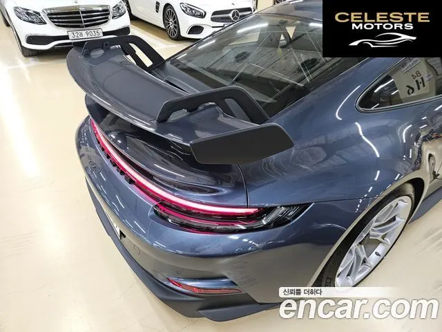 PORSCHE 911 (992) GT3 2022 — photo 19 sur 26