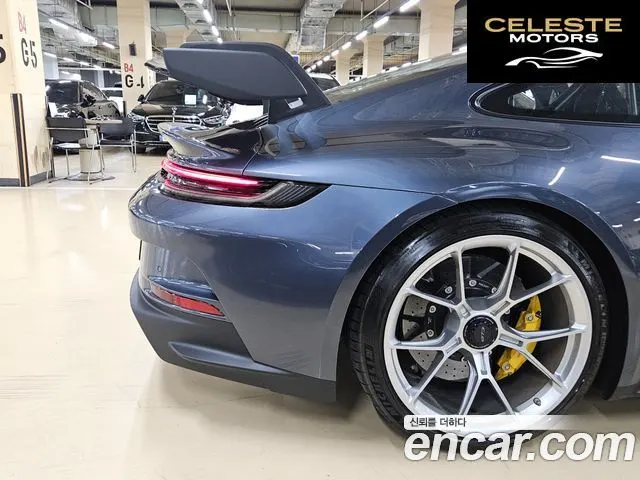 PORSCHE 911 (992) GT3 2022 — photo 20 sur 26
