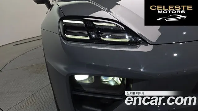 PORSCHE Macan EV 4 2025 — photo 8 sur 33