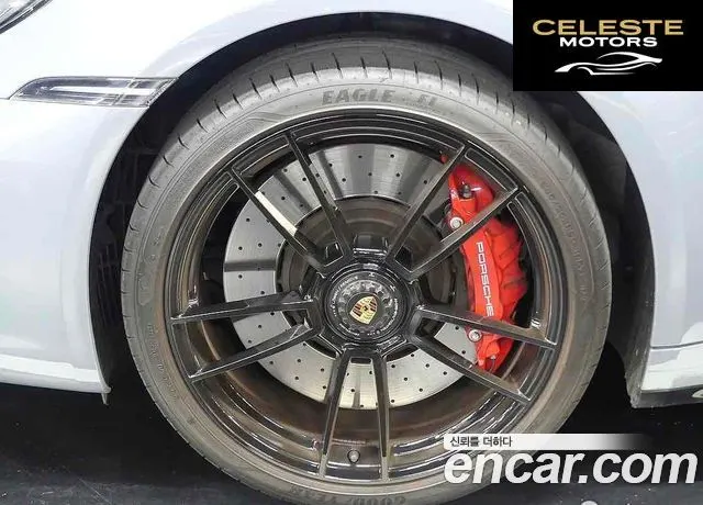 PORSCHE 911 (992) Targa 4 GTS 2024 — photo 5 sur 20