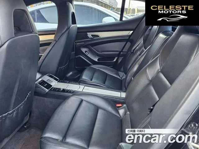 PORSCHE Panamera 4.8 S 2010 — photo 4 sur 9