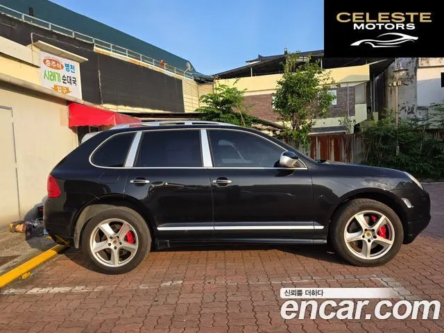PORSCHE Cayenne 4.5 Turbo S 2006 — photo 12 sur 22