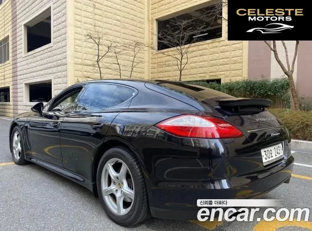 PORSCHE Panamera 3.6 2WD 2011 — photo 2 sur 26