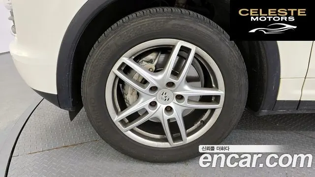 PORSCHE Cayenne 4.8 S 2011 — photo 5 sur 20