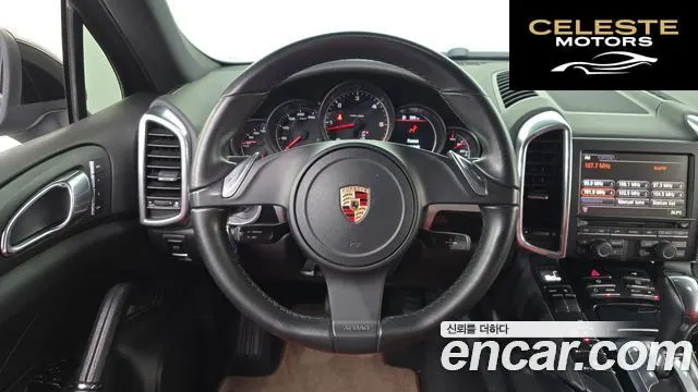 PORSCHE Cayenne 3.0 2012 — photo 12 sur 20