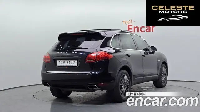 PORSCHE Cayenne 3.0 2012 — photo 2 sur 20