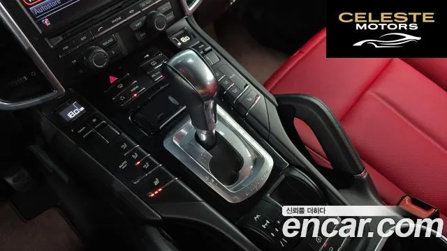 PORSCHE Cayenne 3.0 2012 — photo 9 sur 20