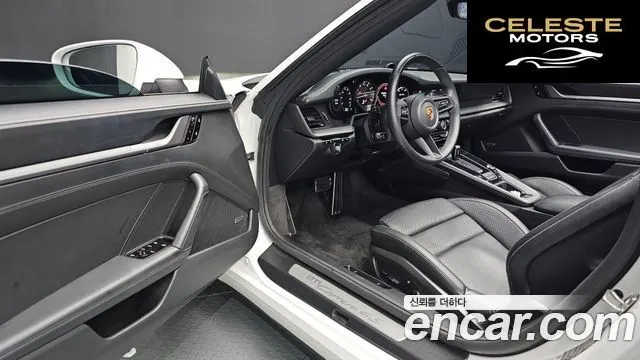 PORSCHE 911 (992) Carrera 4S Cabriolet 2021 — photo 17 sur 37
