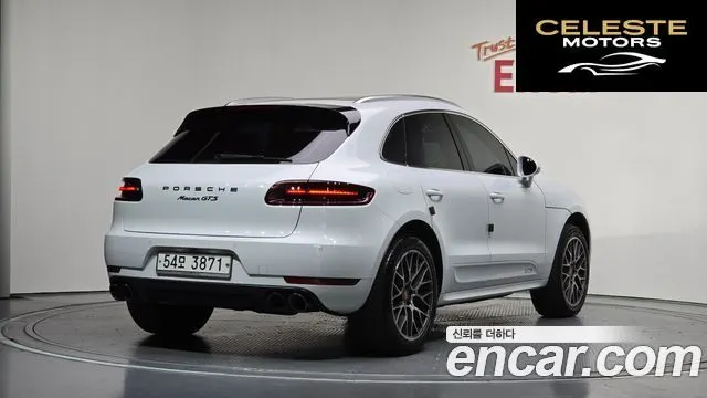 PORSCHE Macan 3.0 GTS 2018 — photo 2 sur 20