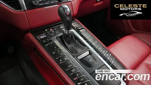 PORSCHE Macan 3.0 GTS 2018 — photo 9 sur 20