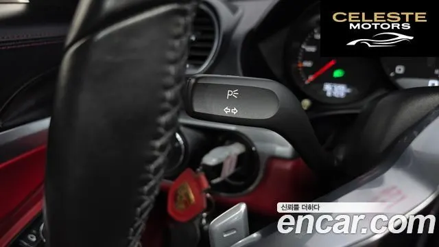 PORSCHE 718 Boxster 2.0 2018 — photo 28 sur 30