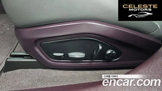 PORSCHE Taycan 2023 — photo 16 sur 41