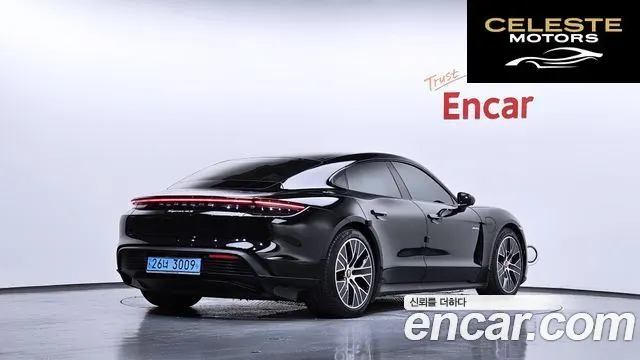 PORSCHE Taycan 4S 2022 — photo 2 sur 40