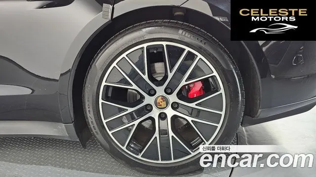 PORSCHE Taycan 4S 2022 — photo 7 sur 40