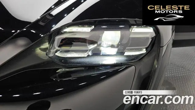 PORSCHE Taycan 4S 2022 — photo 8 sur 40