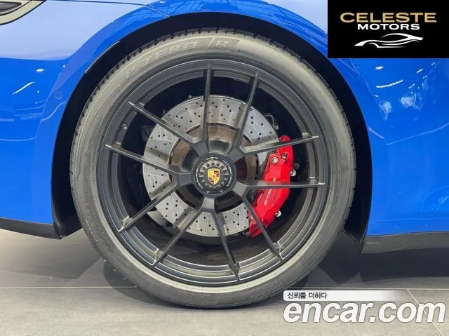 PORSCHE 911 (992) Carrera 4 GTS 2025 — photo 6 sur 26