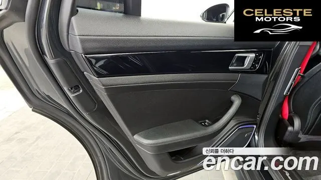 PORSCHE Panamera (971) 3.0 AWD 2018 — photo 15 sur 36