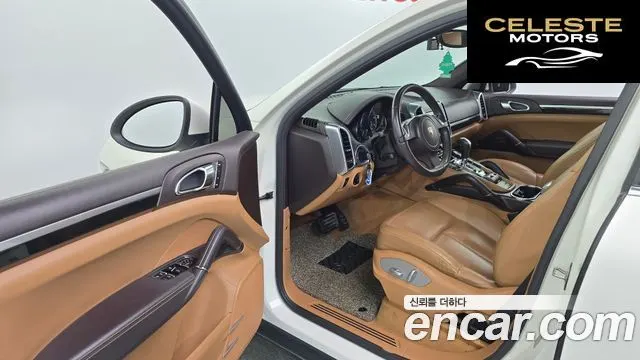 PORSCHE Cayenne 3.0 2011 — photo 10 sur 20