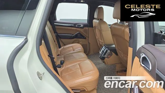 PORSCHE Cayenne 3.0 2011 — photo 11 sur 20