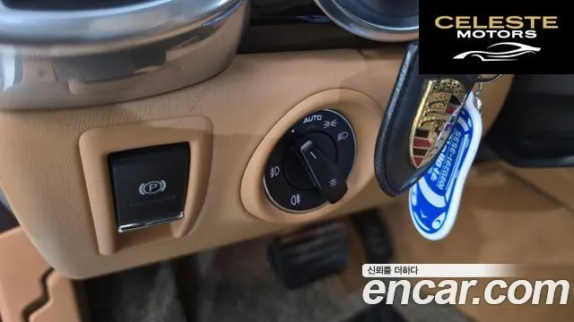PORSCHE Cayenne 3.0 2011 — photo 18 sur 20