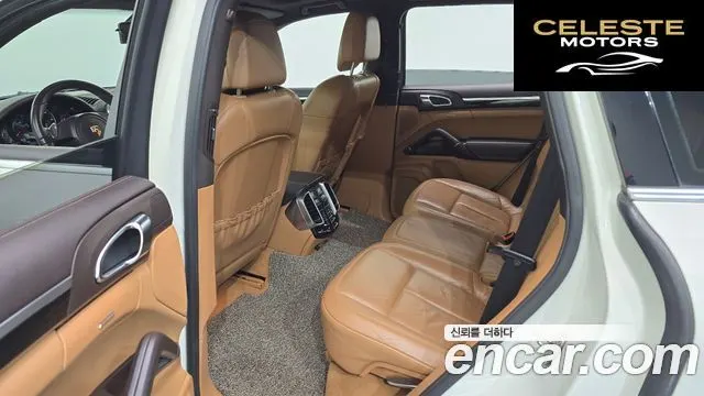 PORSCHE Cayenne 3.0 2011 — photo 19 sur 20
