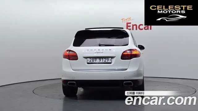 PORSCHE Cayenne 3.0 2011 — photo 4 sur 20
