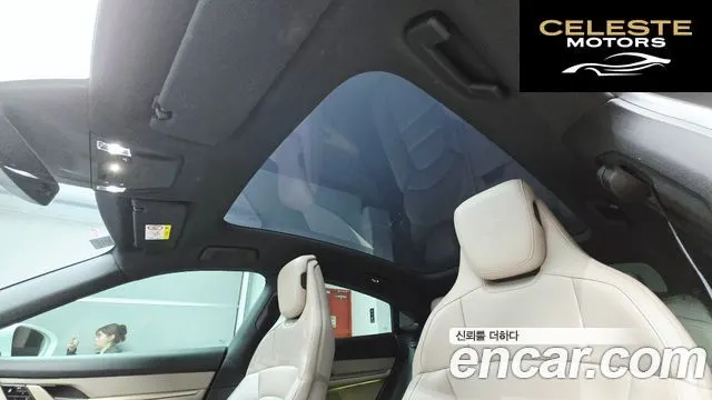 PORSCHE Taycan 4S 2021 — photo 26 sur 31