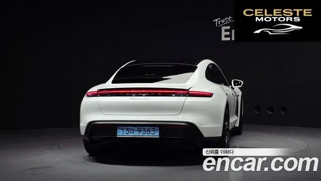PORSCHE Taycan 4S 2021 — photo 4 sur 31