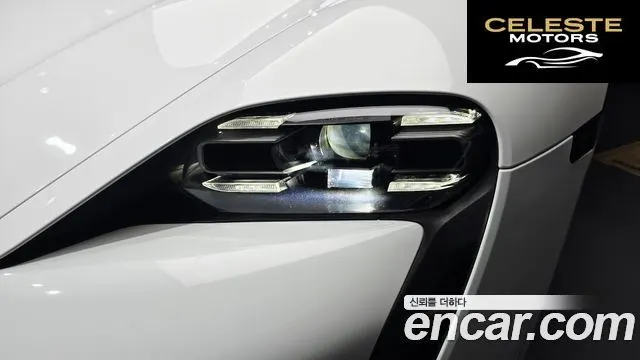 PORSCHE Taycan 4S 2021 — photo 8 sur 31