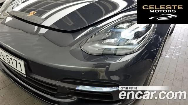 PORSCHE Panamera (971) 3.0 AWD 2018 — photo 8 sur 36