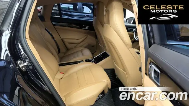 PORSCHE Panamera (971) 2.9 4S 2018 — photo 12 sur 20