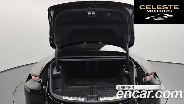 PORSCHE Taycan 4S 2022 — photo 32 sur 40