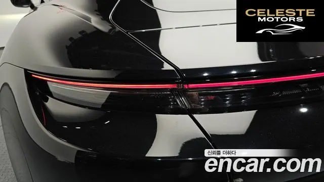 PORSCHE Taycan 4S 2022 — photo 9 sur 40