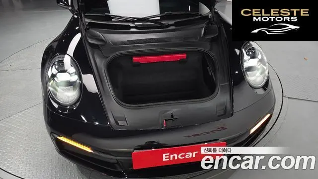 PORSCHE 911 (992) Carrera S 2020 — photo 26 sur 34